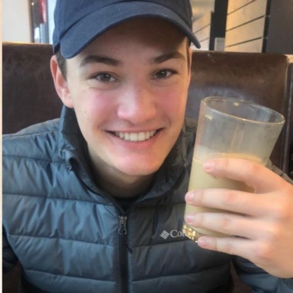 Meet your Posher, Derek